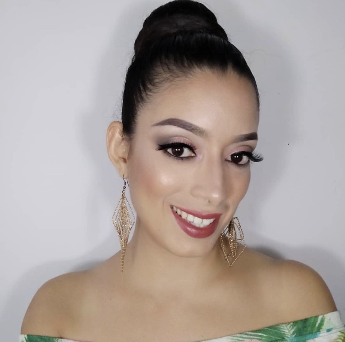 Maquillaje social profesional - Noemi Parrales Beauty Studio Piura