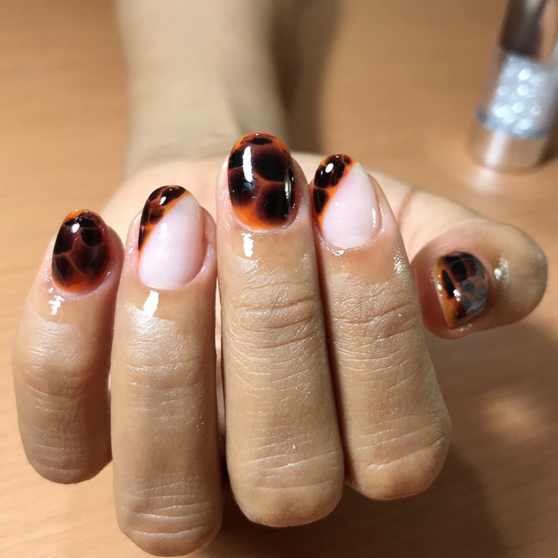 Manicura en uñas naturales - Noemi Parrales Beauty Studio Piura